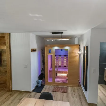 Renove Avec Vue Panoramique Et Sauna Apartmán