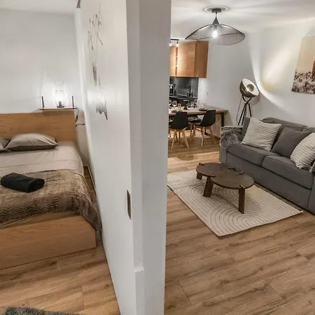 דירה Renove Avec Vue Panoramique Et Sauna *