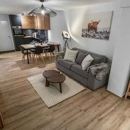 Renove Avec Vue Panoramique Et Sauna Апартаменты Зас-Фе